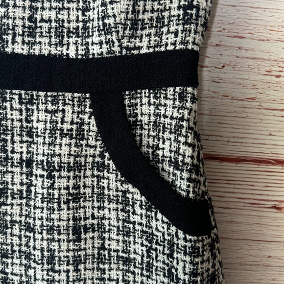 Milly of New York Boucle Tweed Sleeveless Sheath Dress Black/White Sz 0 - Picture 6 of 14